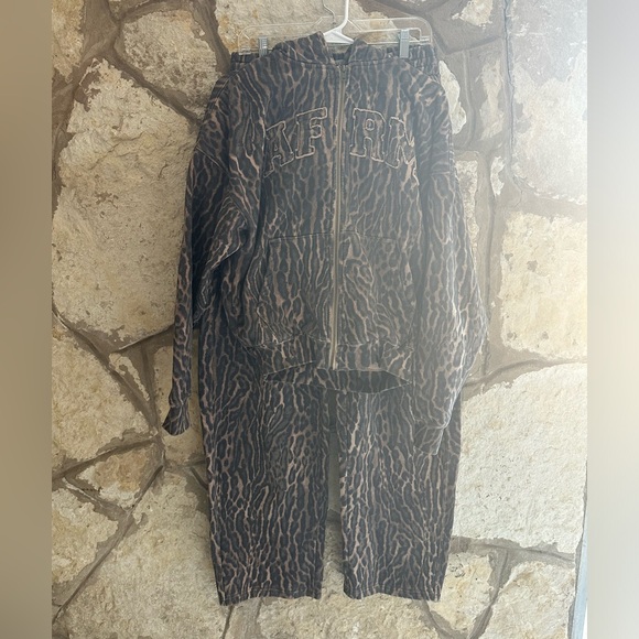 Afrm Cameron Leopard Sweatshirt and Sweatpants SET Small - Picture 2 of 2